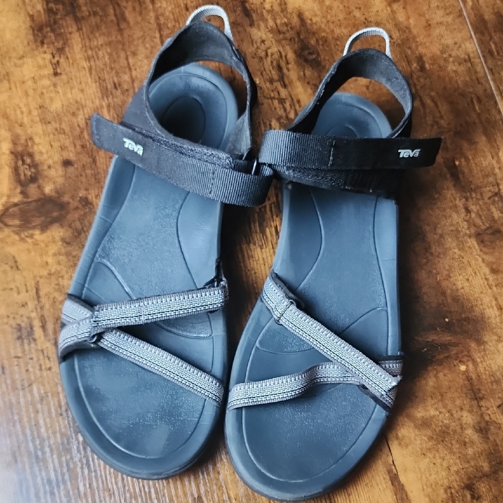 TEVA | Verra Antiguous Women's Outdoors Black Grey Hiking Multi Sandals | 11